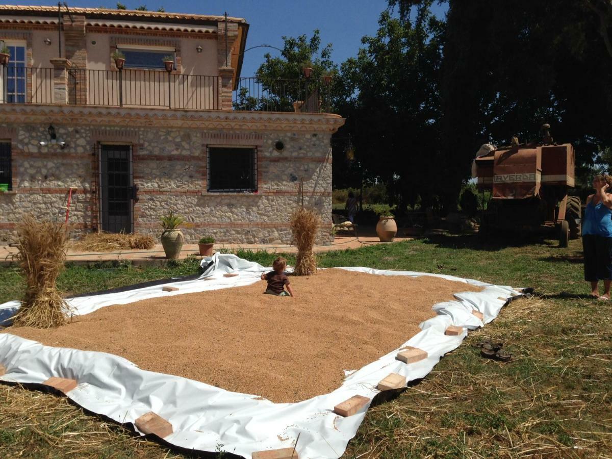 Villa Don Carlo Agriturismo Di Charme Bio Le Pioppe Exterior foto